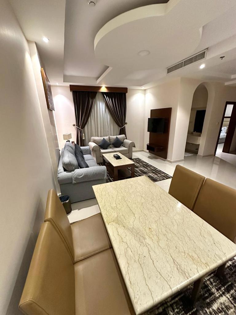 Sas Al Olaya Hotel Suites Al Khobar Exterior foto