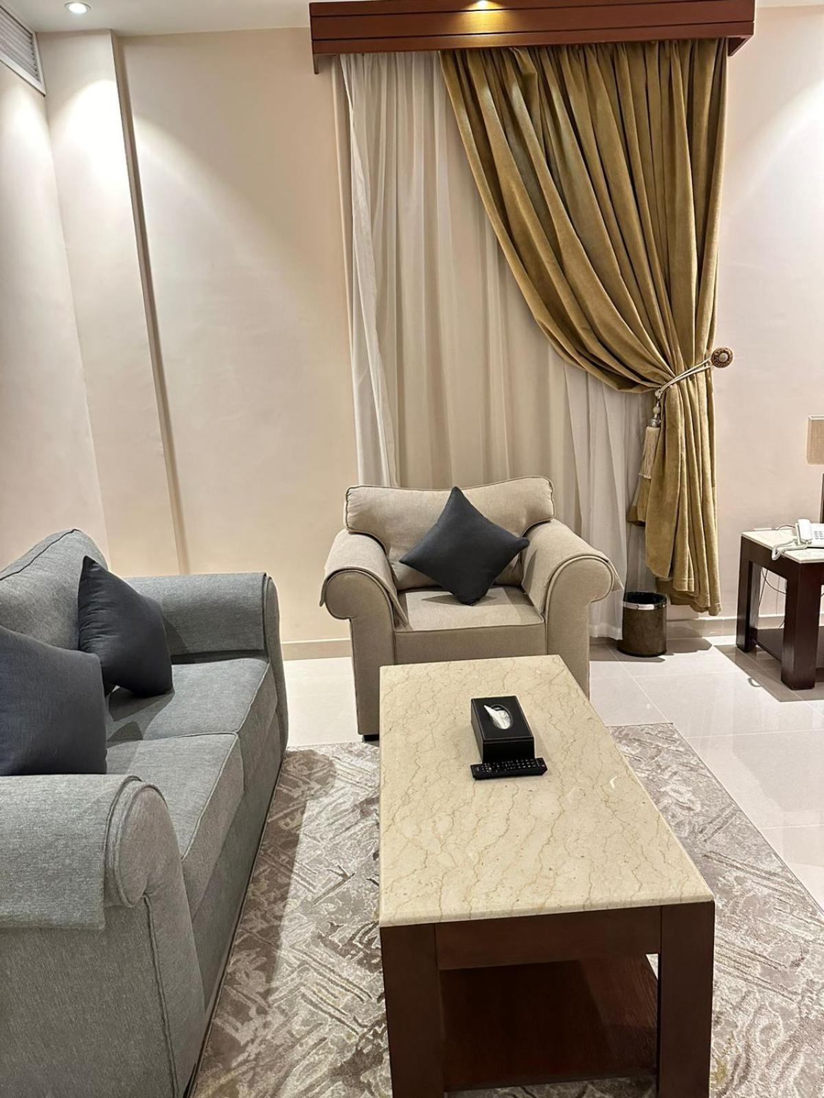 Sas Al Olaya Hotel Suites Al Khobar Exterior foto